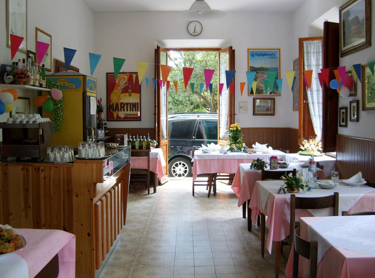 Albergo Pensione Bartoli กัสตีลยอนเชลโล ภายนอก รูปภาพ